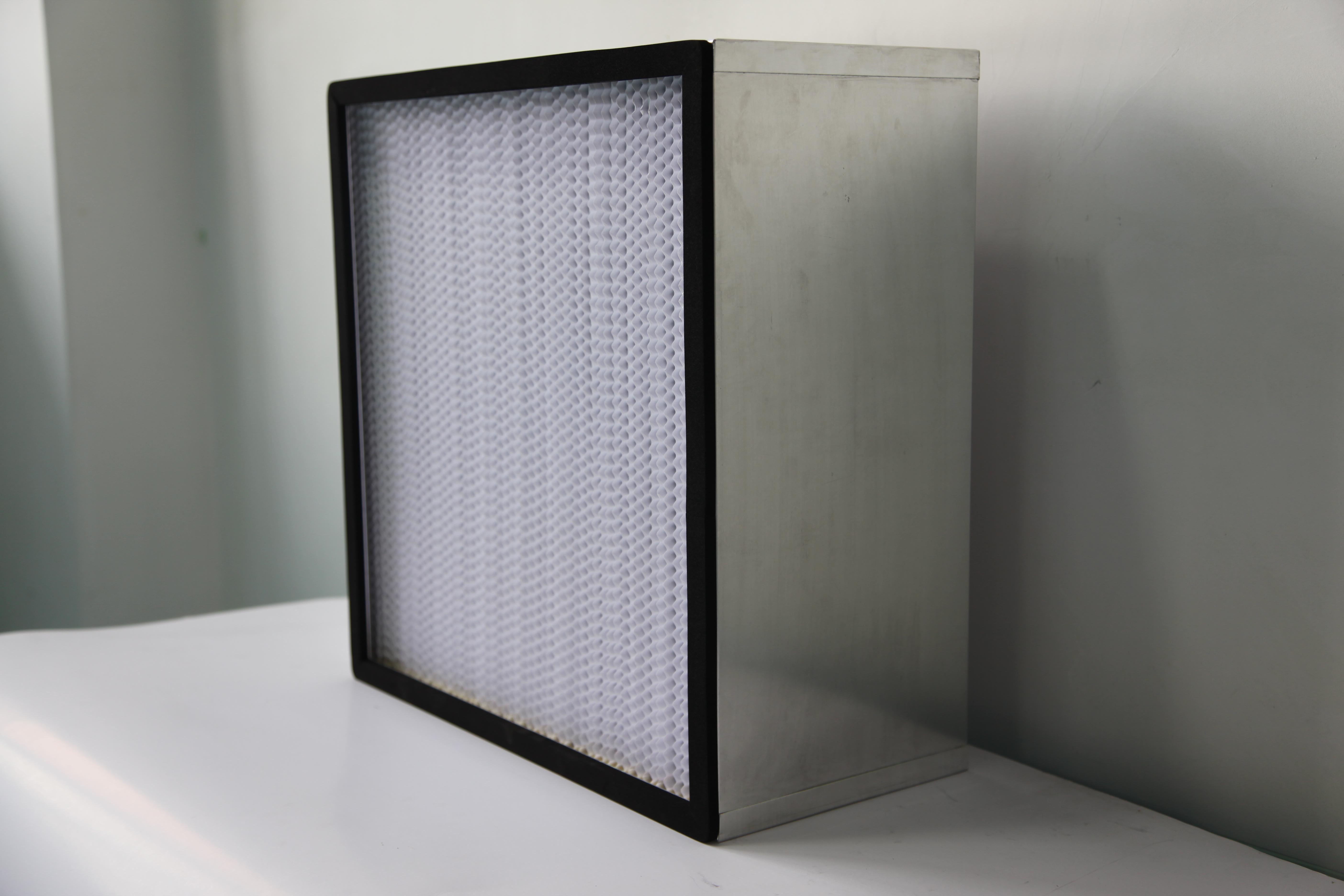 2.6 Deep Pleat Medium Efficiency Air Filter