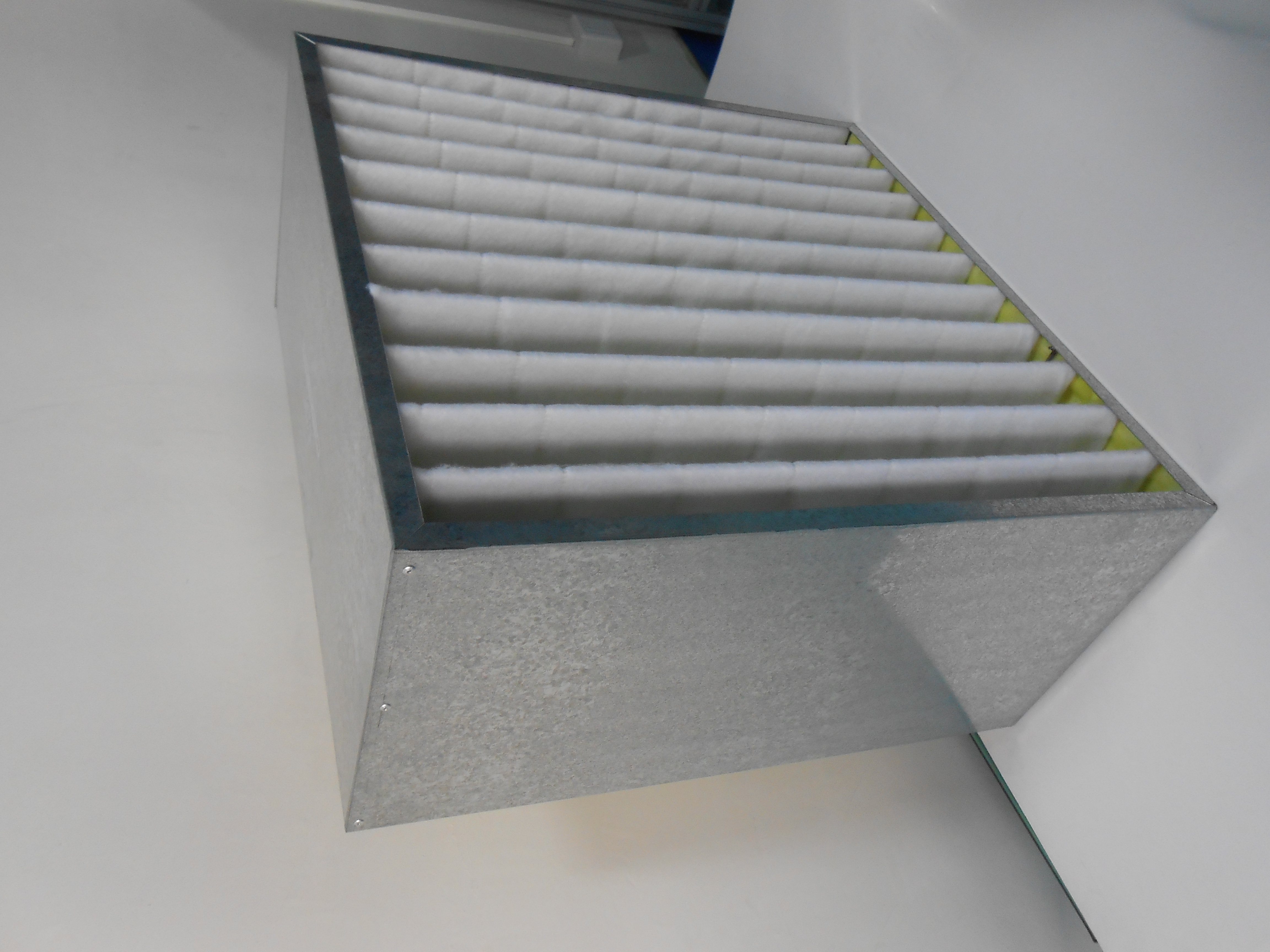 2.4 Medium Efficiency Box Air Filter