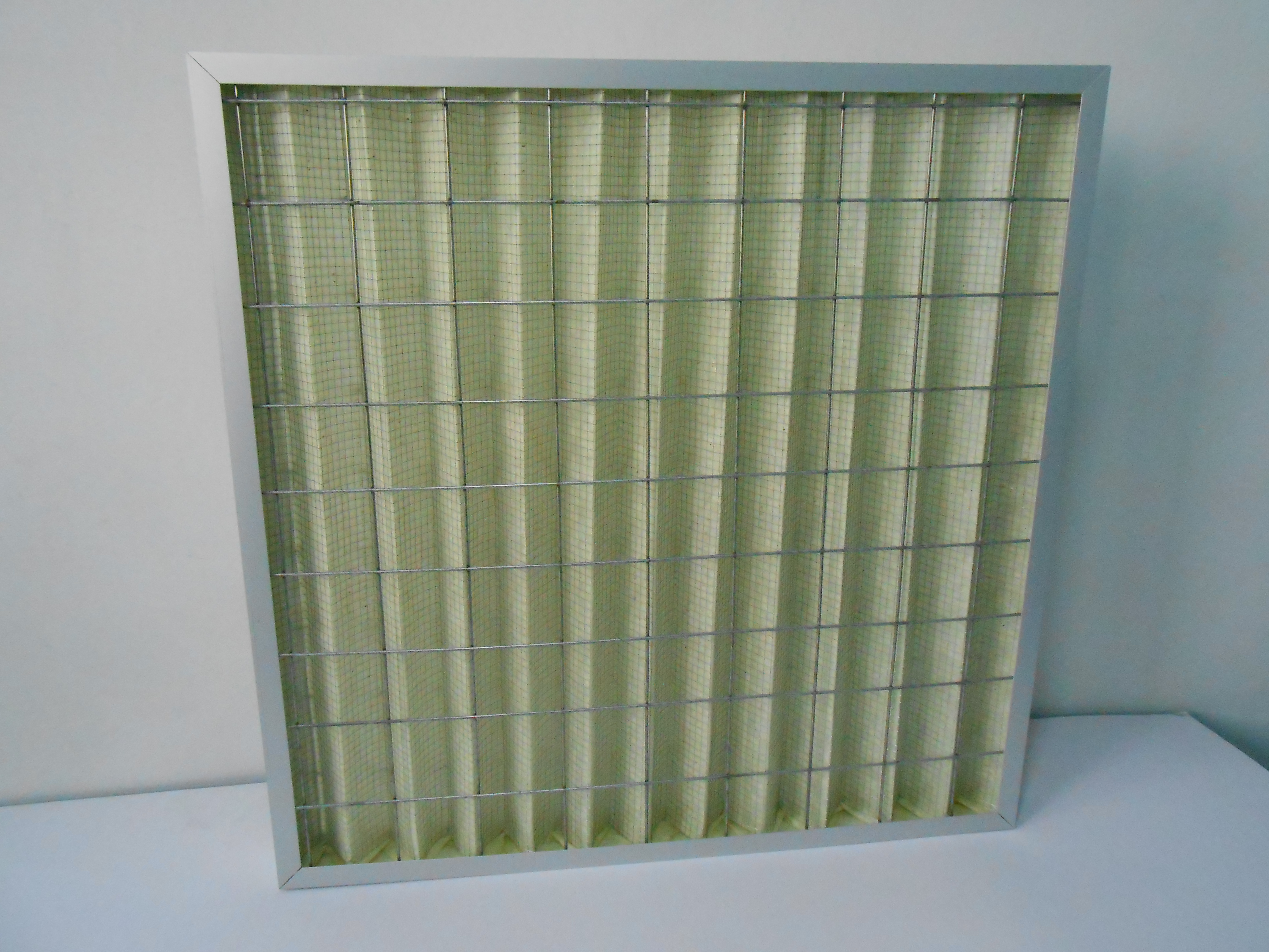 2.3 Medium Efficiency Concertina Air Filter