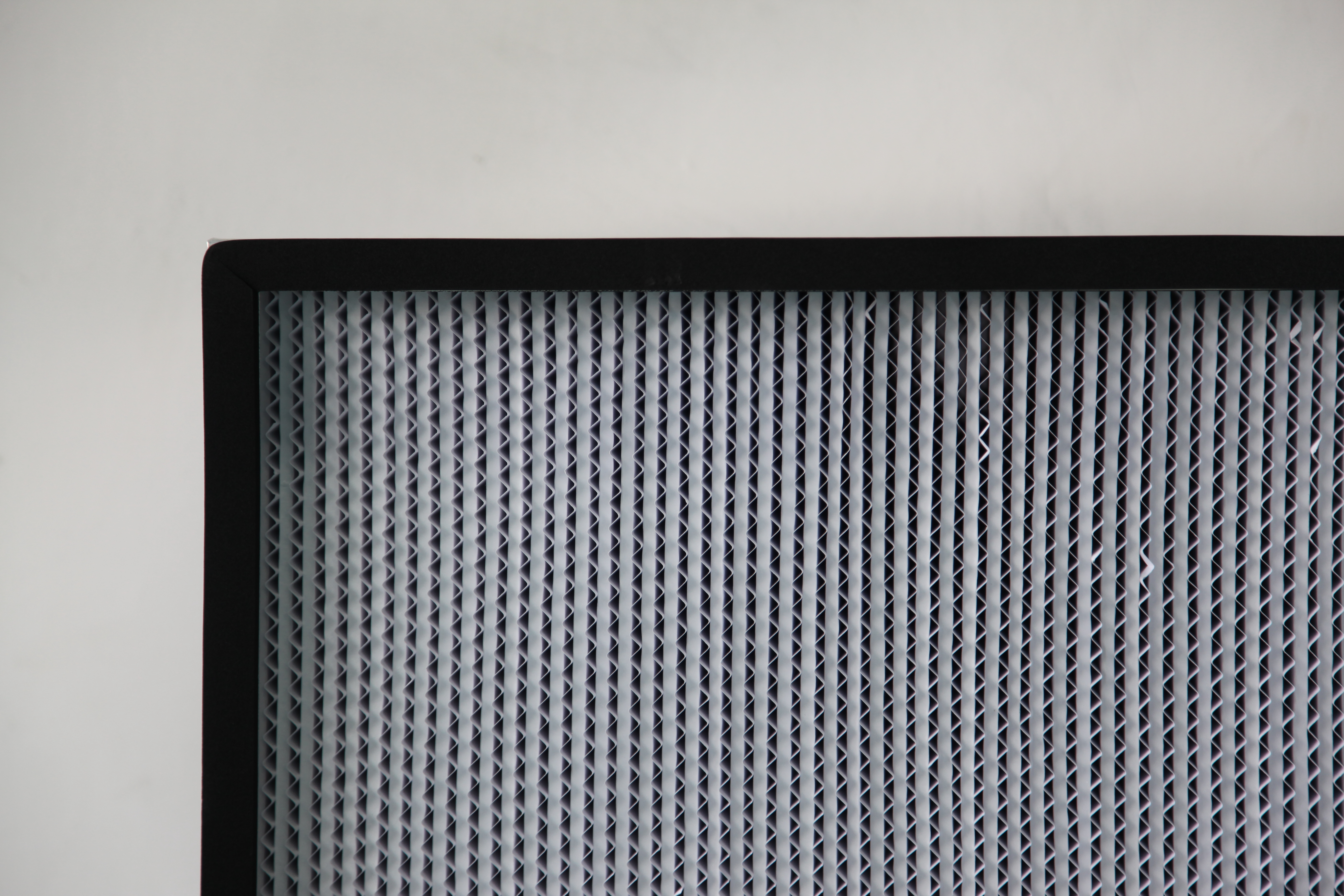 2.6 Deep Pleat Medium Efficiency Air Filter
