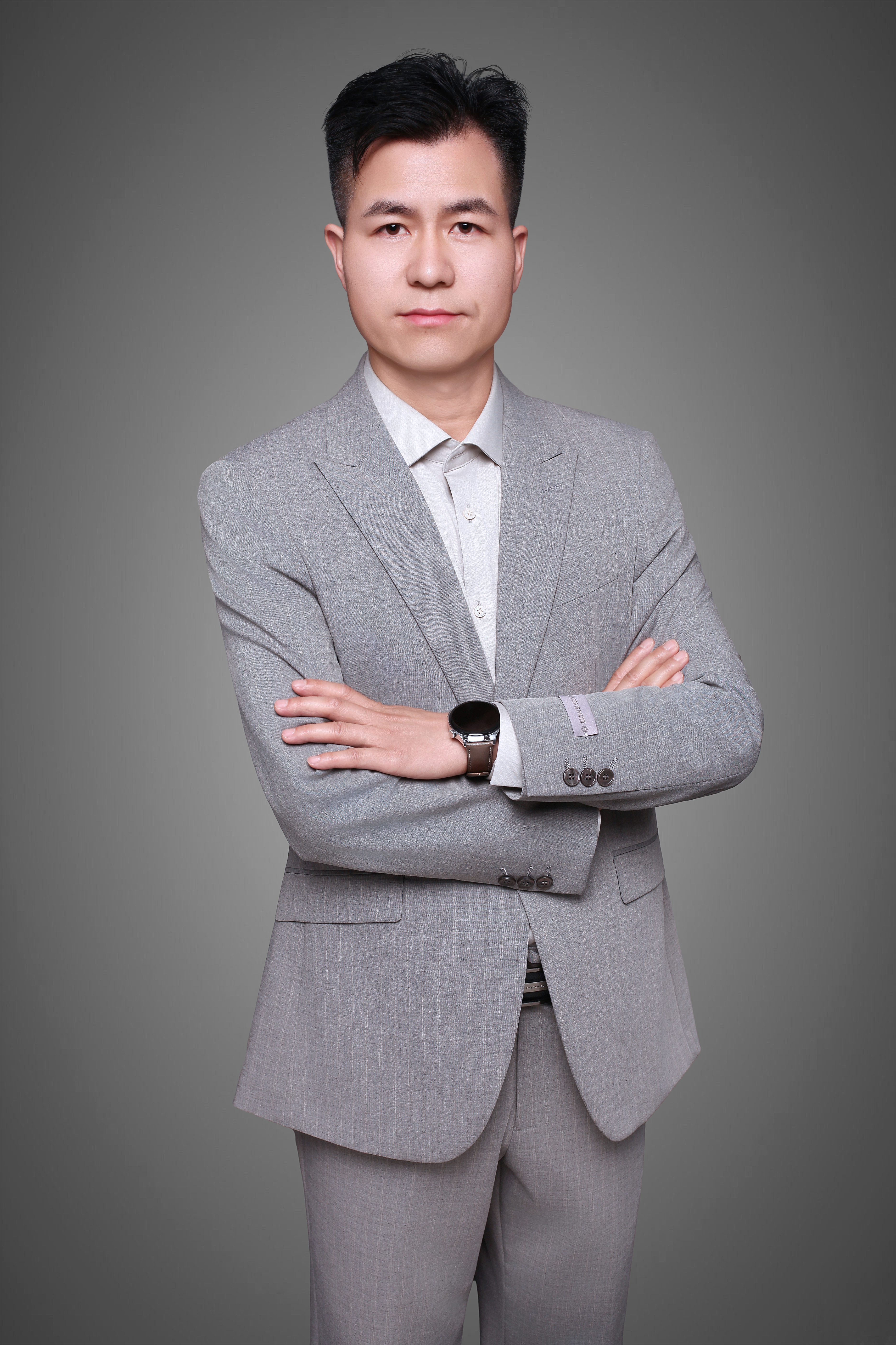 Yunbao Lei