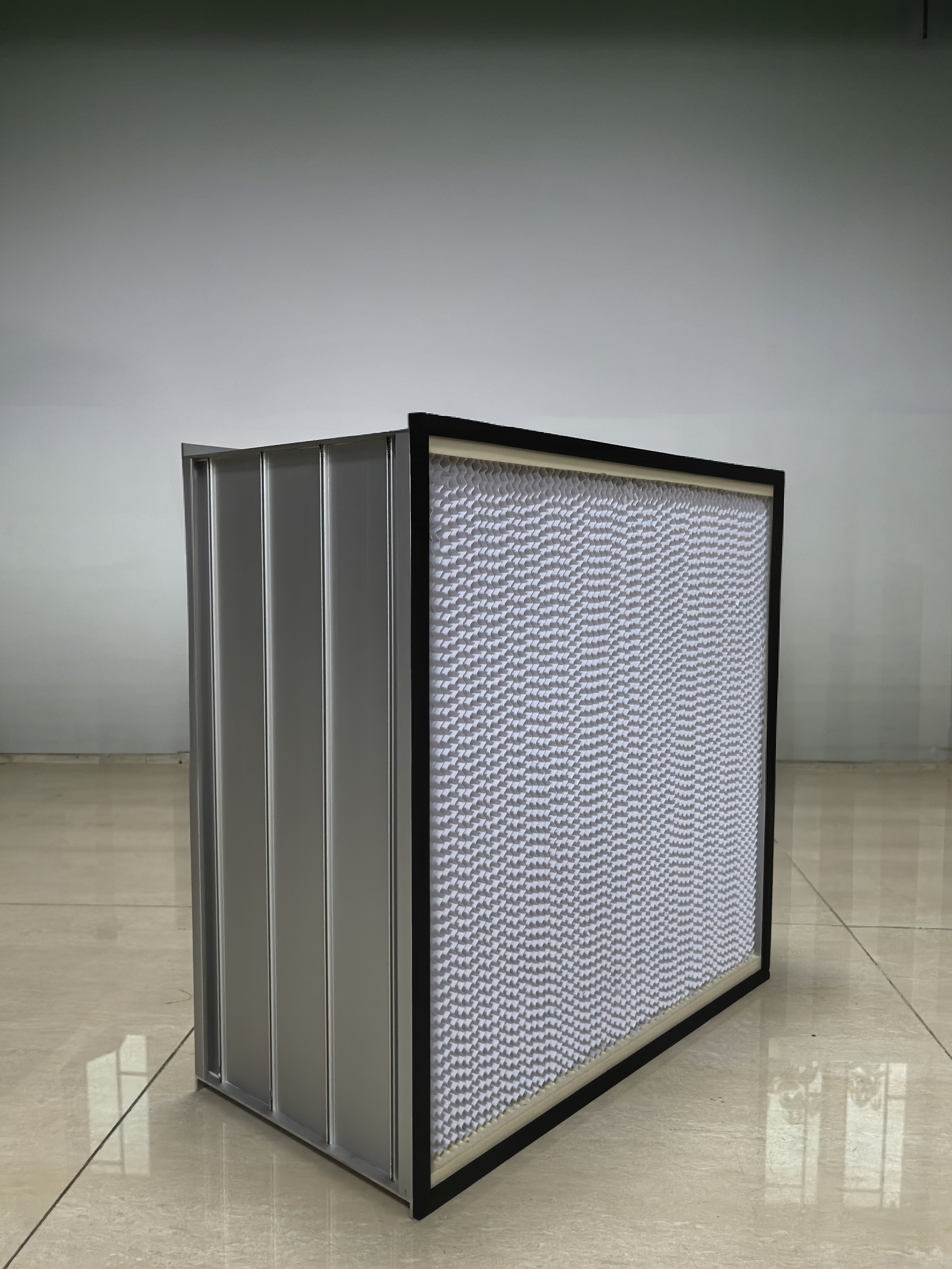 2.6 Deep Pleat Medium Efficiency Air Filter